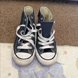 Classic Navy Kids High-Top Sneakers